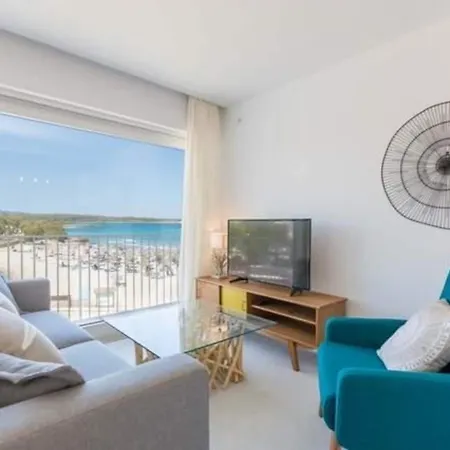 Апартаменты Tolle In S'illot-cala Morlanda Mit Terrasse Сильот